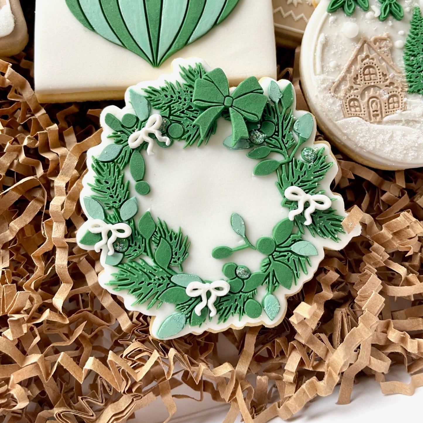Christmas Wreath Debosser and Cutter