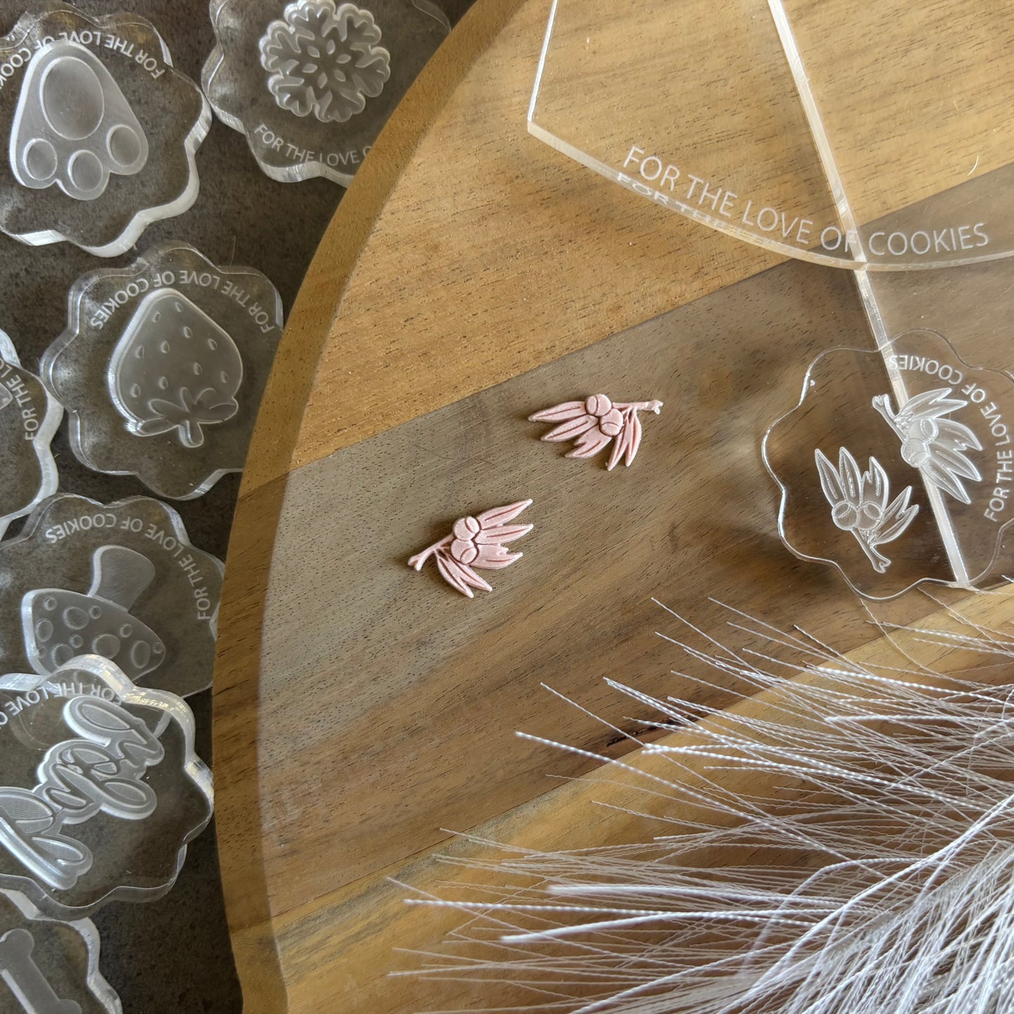 Gum Leaves Mini Acrylic Mini Mould