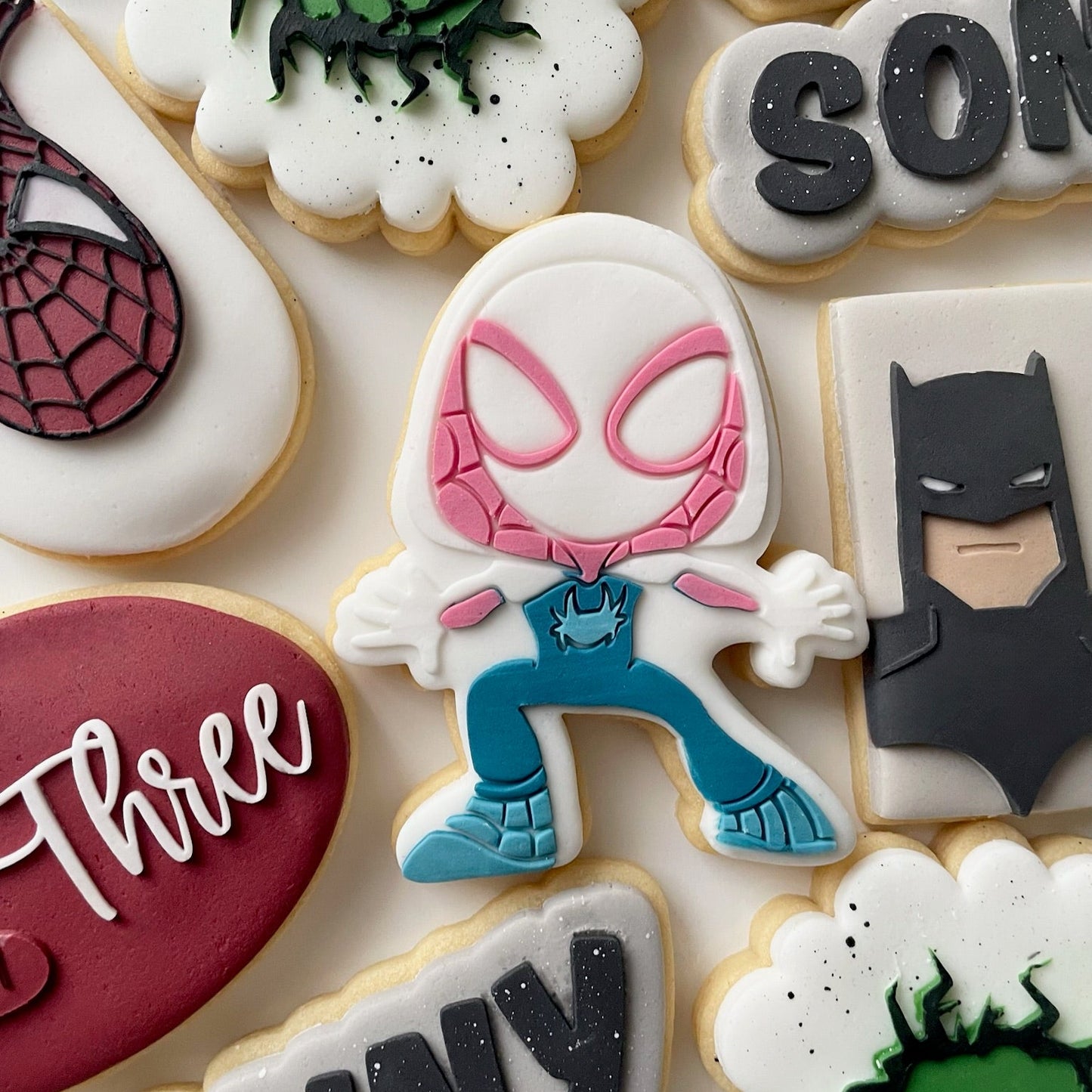 Gwen Spidey and His Amazing Friends (Spiderman) Debosser and Cutter