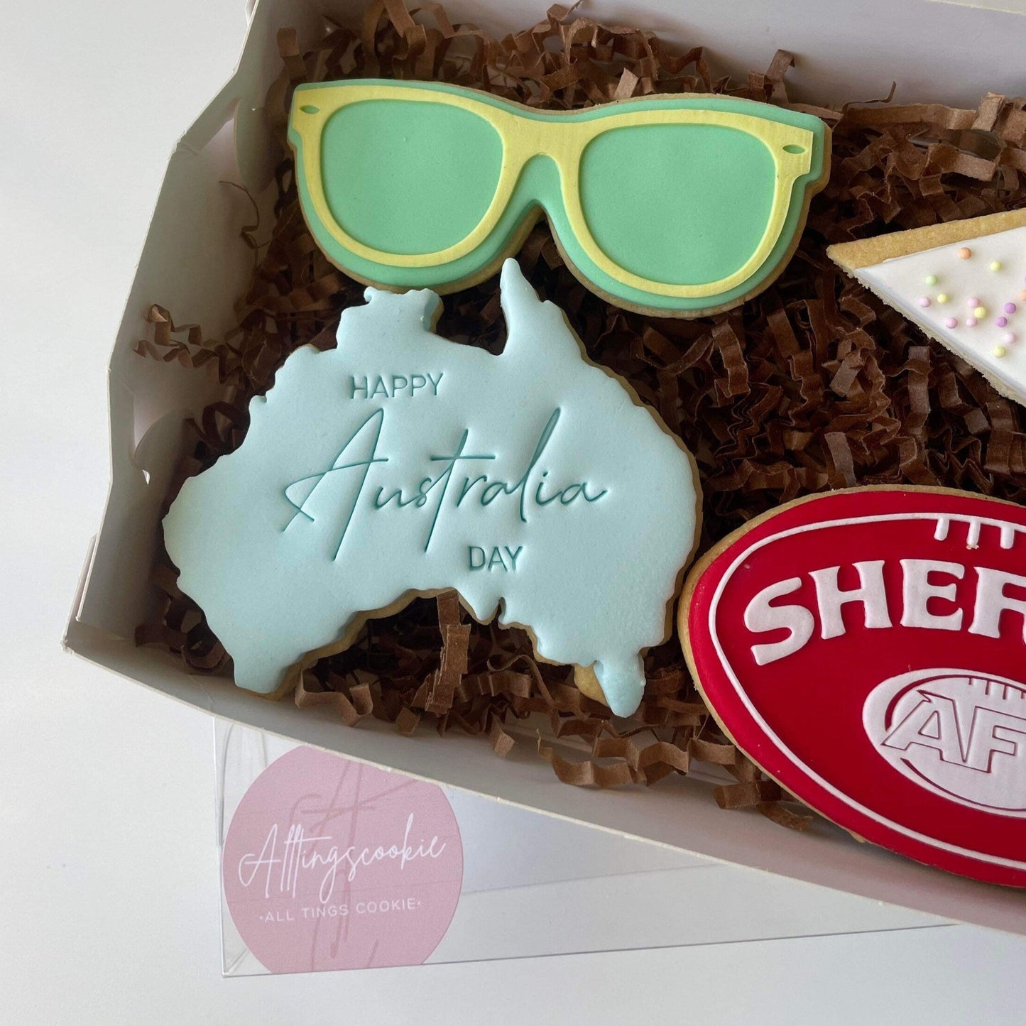 Sun Glasses Ray Ban Debosser and Cutter
