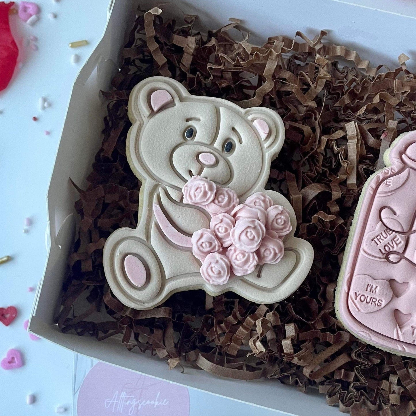 Valentines Bear Embosser and Cutter