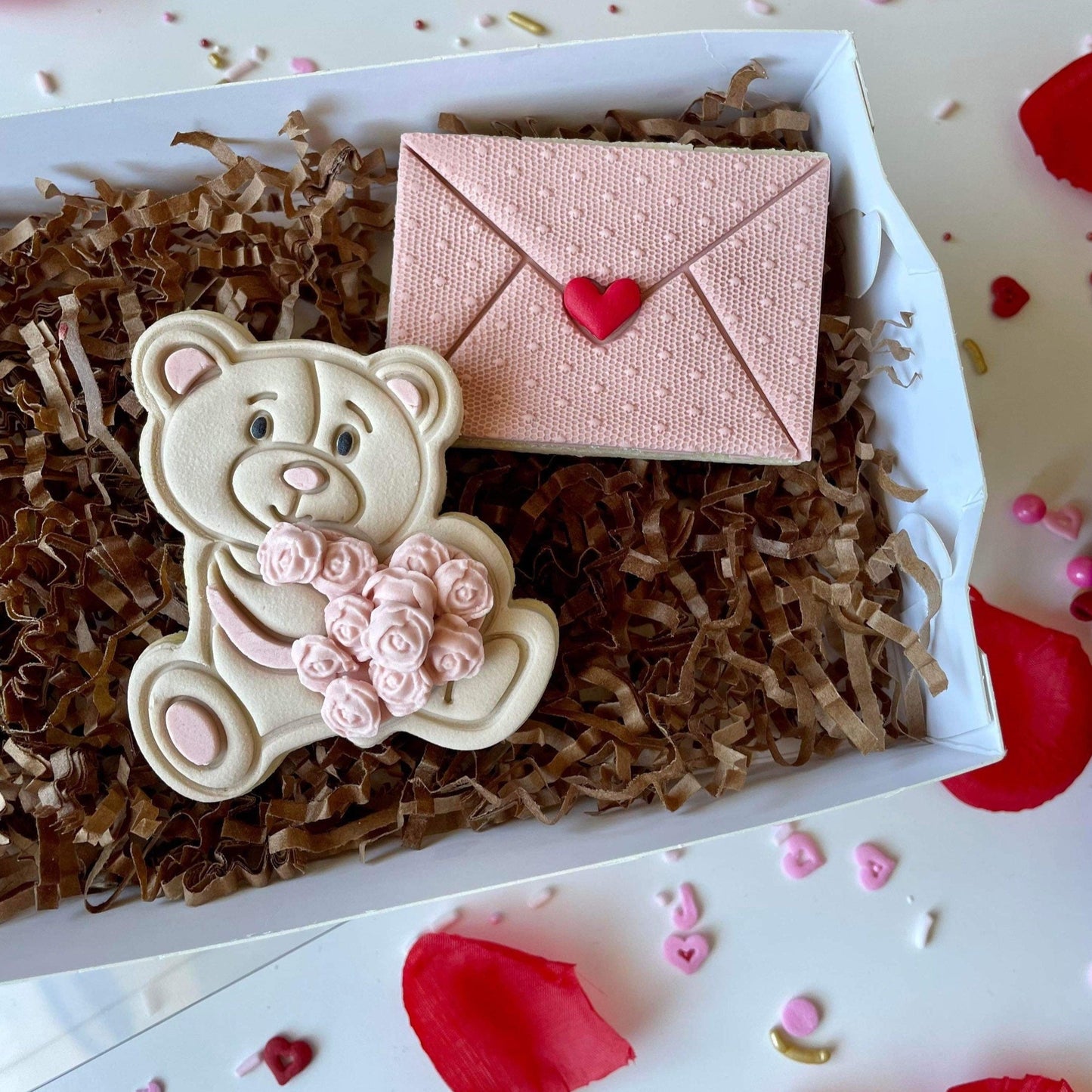 Valentines Bear Embosser and Cutter