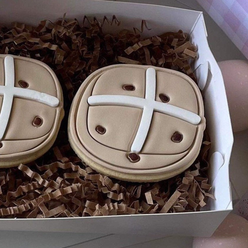 Hot Cross Bun Embosser and Cutter