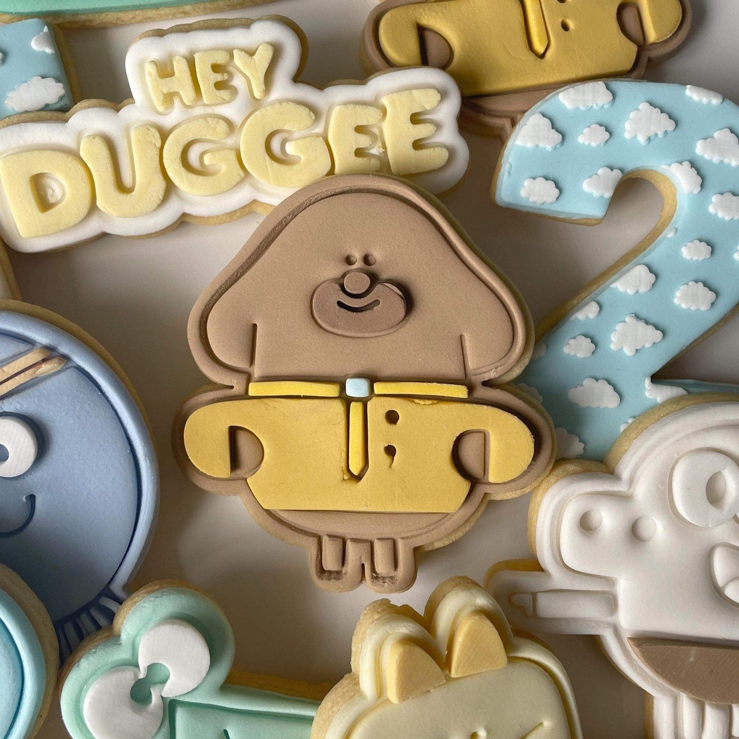 Hey Duggee Embosser and Cutter