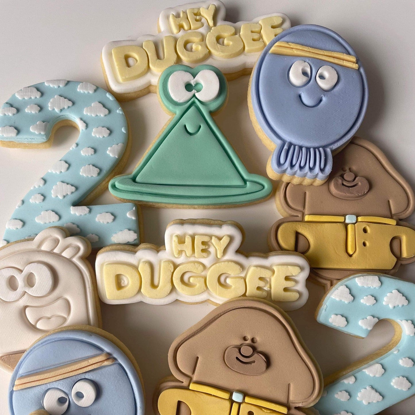 Frog 'Hey Duggee' Embosser and Cutter
