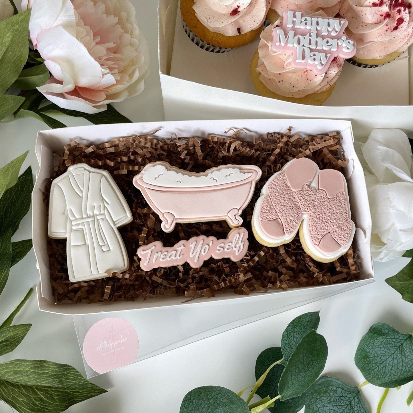 Bath Robe Embosser and Cutter