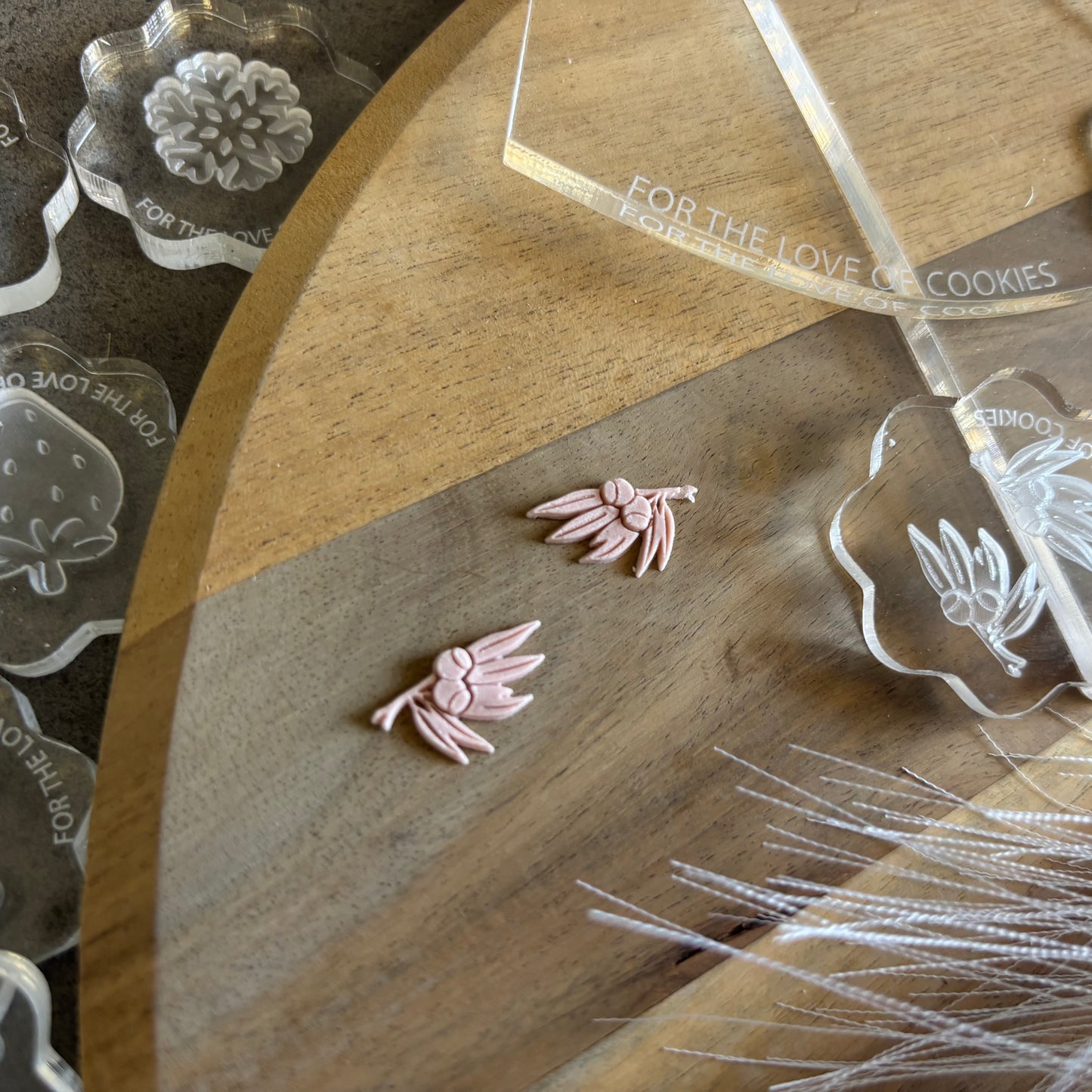 Gum Leaves Mini Acrylic Mini Mould