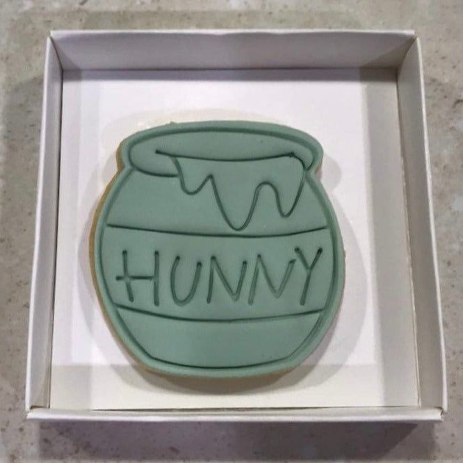 Winnie the Pooh ‘Hunny’ Embosser and Cutter
