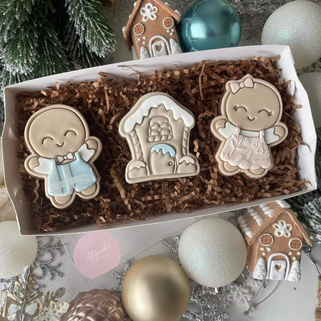 Gingerbread House Embosser and Cutter