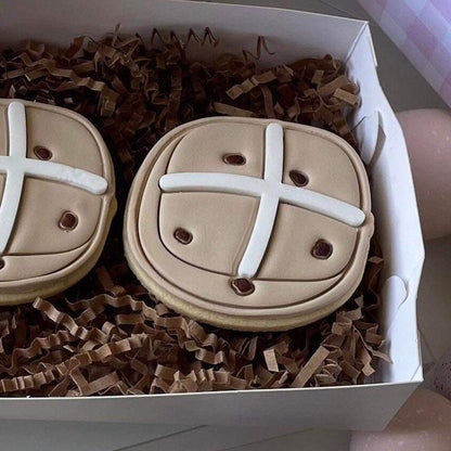 Hot Cross Bun Embosser and Cutter