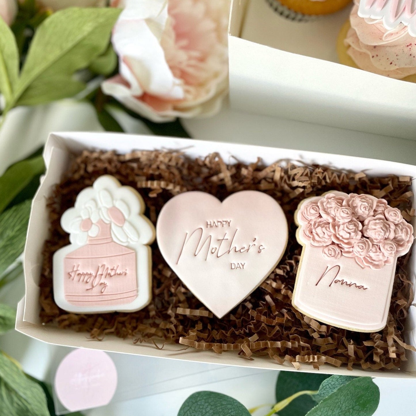 Roses Flower Bouquet Box Debosser and Cutter
